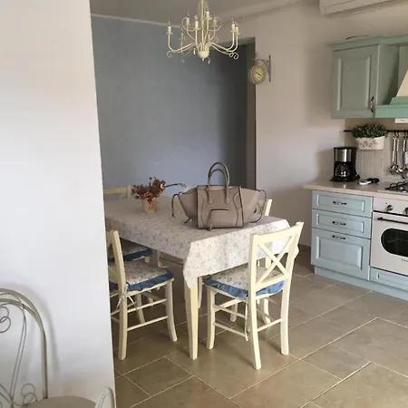 Gemuetliche In Stoja Mit Moebliertem Balkon Apartment *
