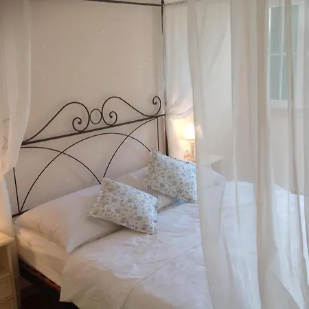 Gemuetliche In Stoja Mit Moebliertem Balkon * Pula